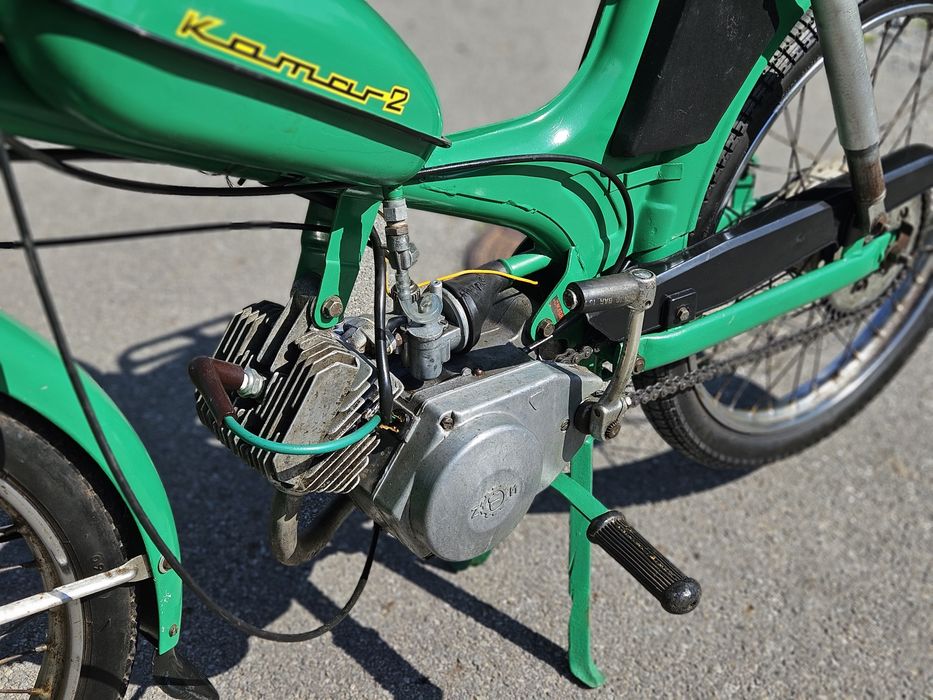 Romet Komar 2352 komarek sztywniak duża motorynka papiery transport