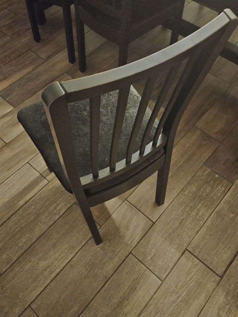 Stół i krzesła  IKEA do salonu jadalni lub kuchni