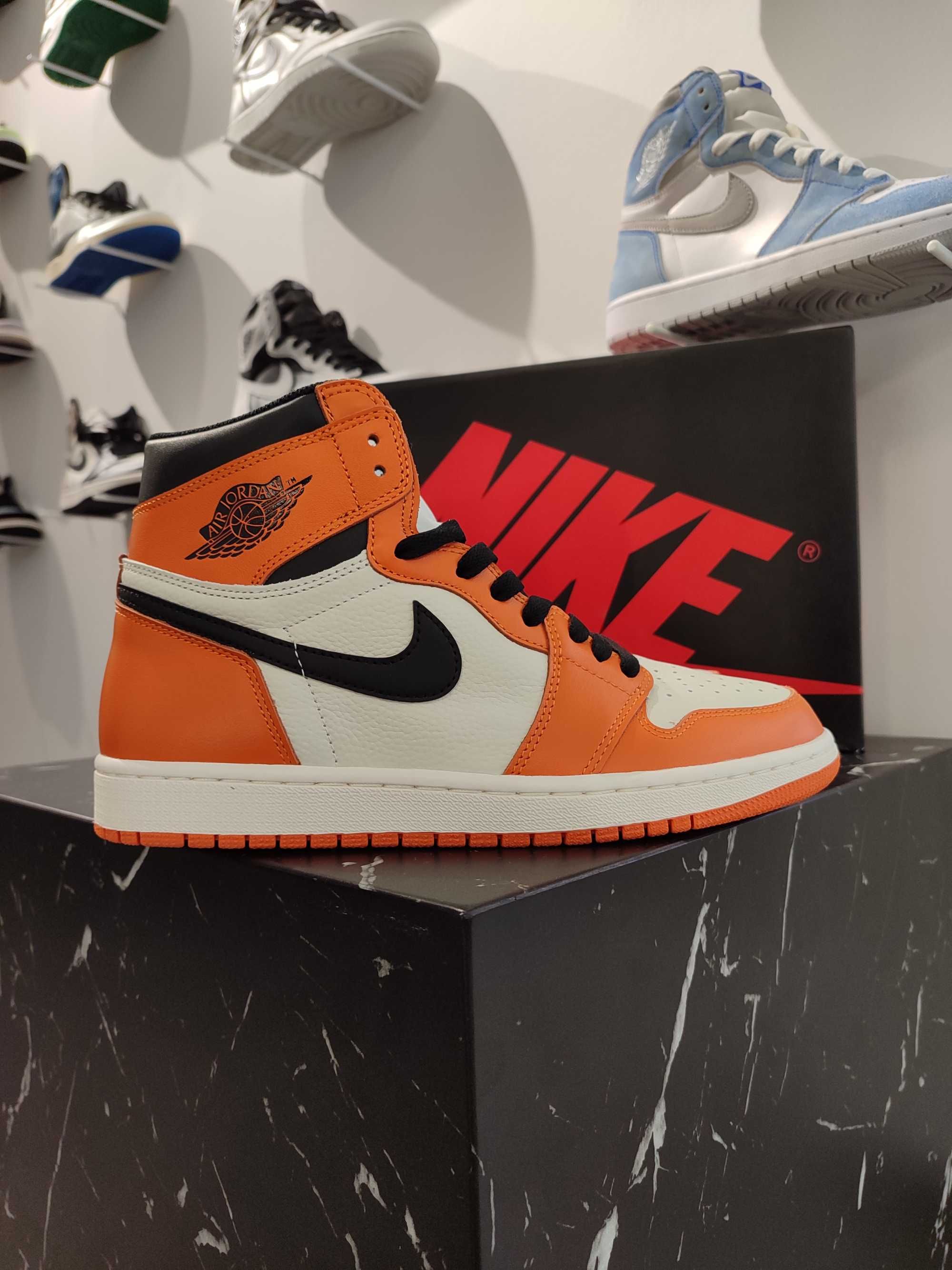 Кросівки Air Jordan 1 Retro High OG 'Shattered Backboard Away'