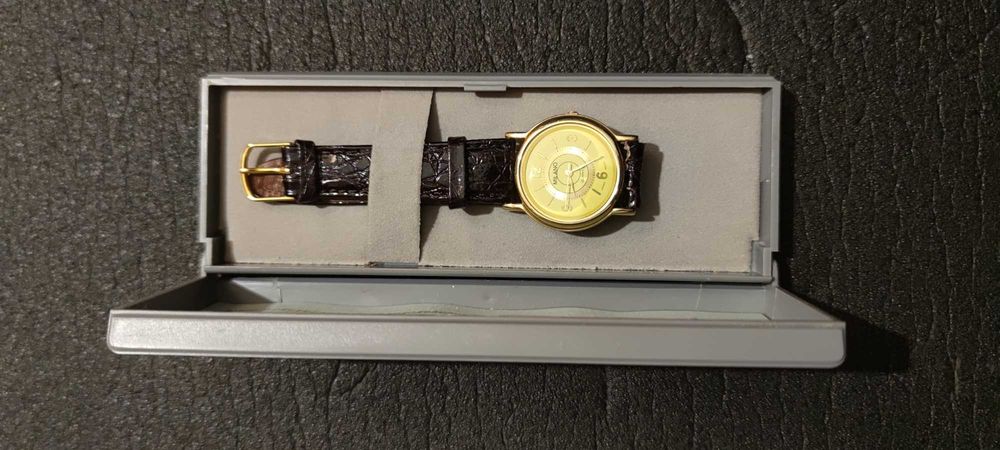 Relógio Milano quartz senhora Dourado