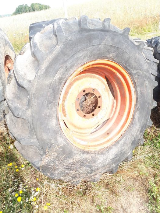 Zamiennik opon kół 23.1 R - 26 (18.4-30) 18.4/15-30 koła opony kombajn