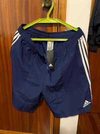 Calções desportivos Adidas