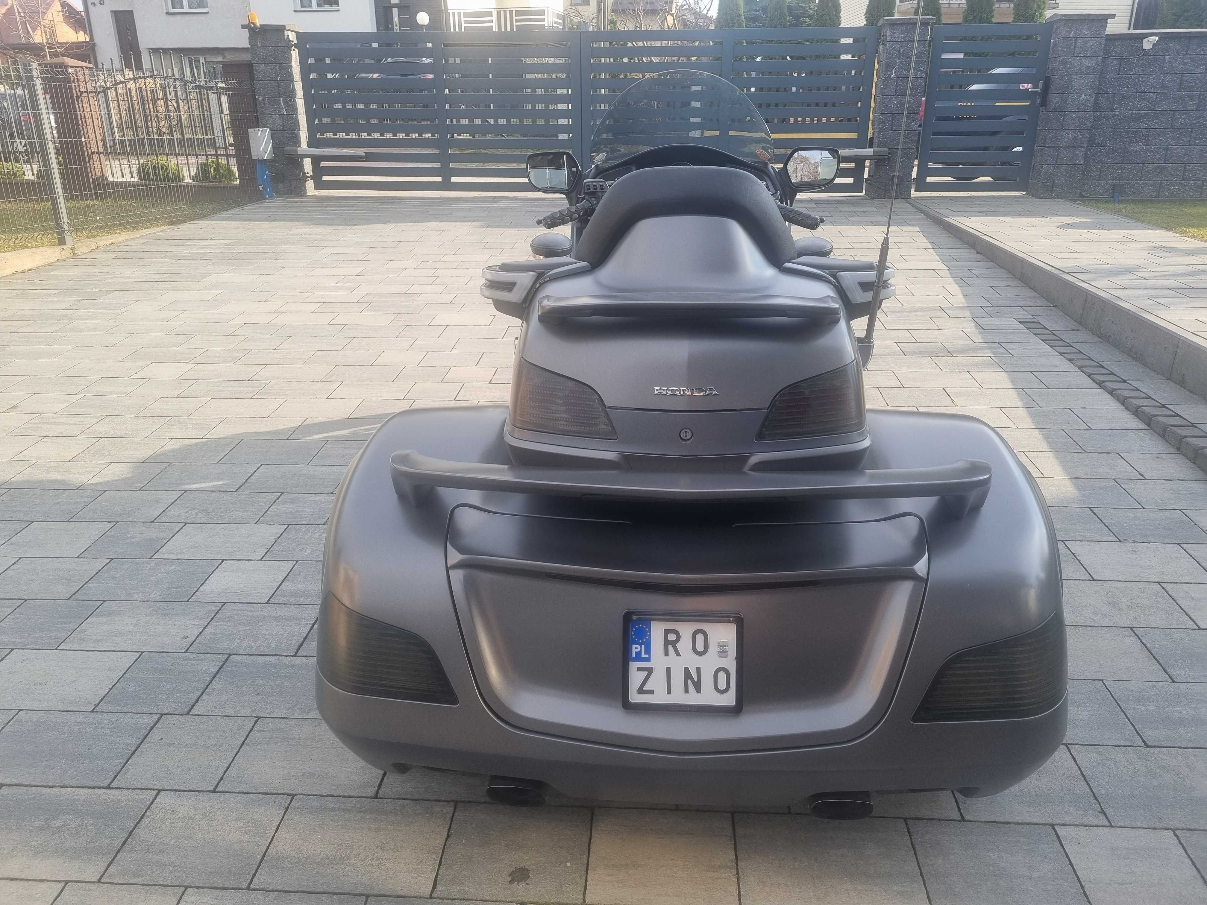 Honda GL 1800 Goldwing / Trike - Trajka - r.2012