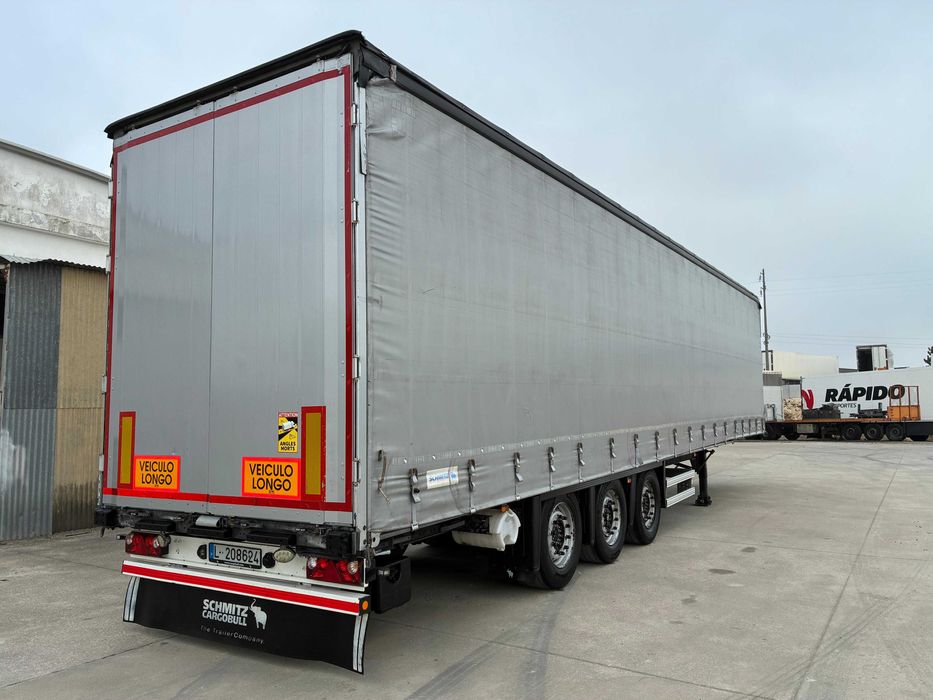 Semi-Reboque Schmitz Cargobull 2014 com Lona e Teto Elevatório