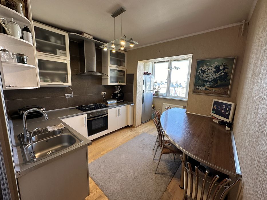 Продаж 2к квартири, вул. Європейська,