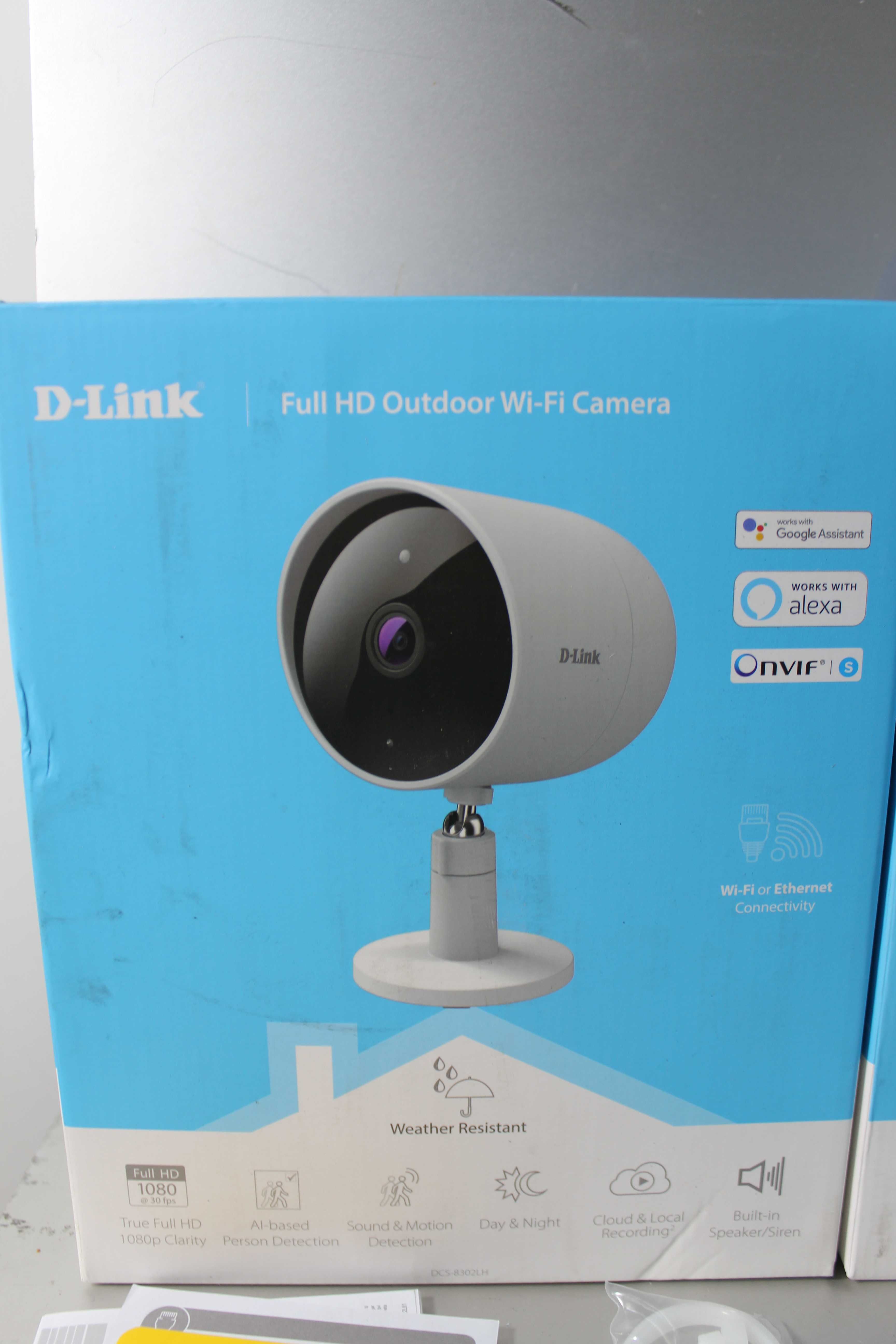 Уличная камера видеонаблюдения D-Link DCS-8302LH Wi-Fi камера