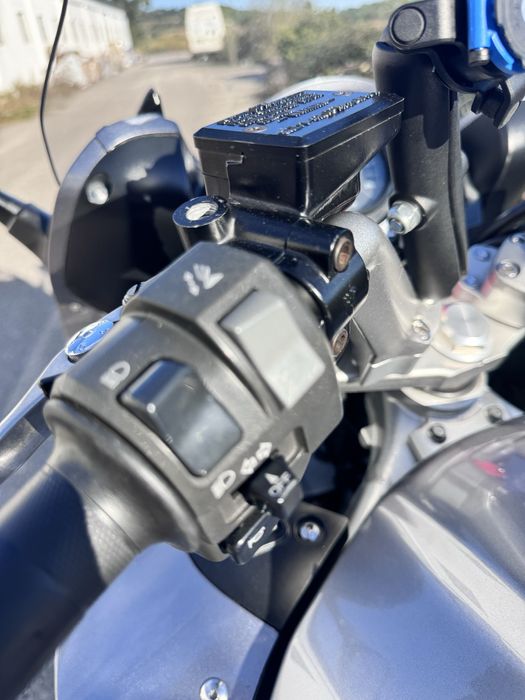 YAMAHA FJR 1300 abs 2005 nacional exelente estado