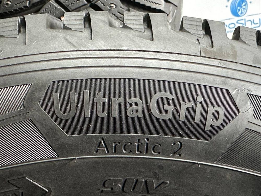 Зимові Шини Goodyear 235/65/17 Ultra Grip Artic2