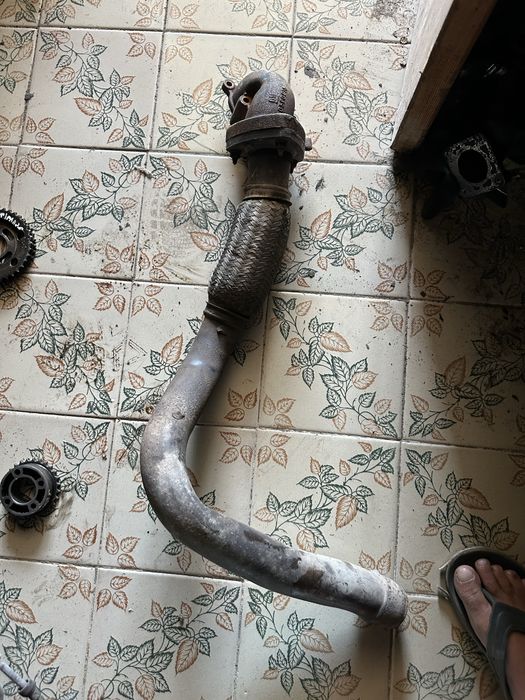 Приемная труба резонатор  опель зафира