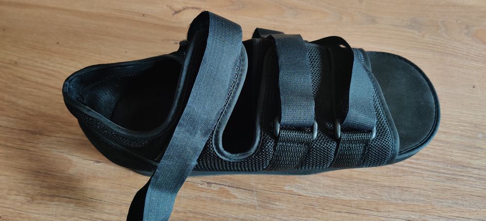 But ortoperfyczny odciążający przodostopie, rozmiar XL