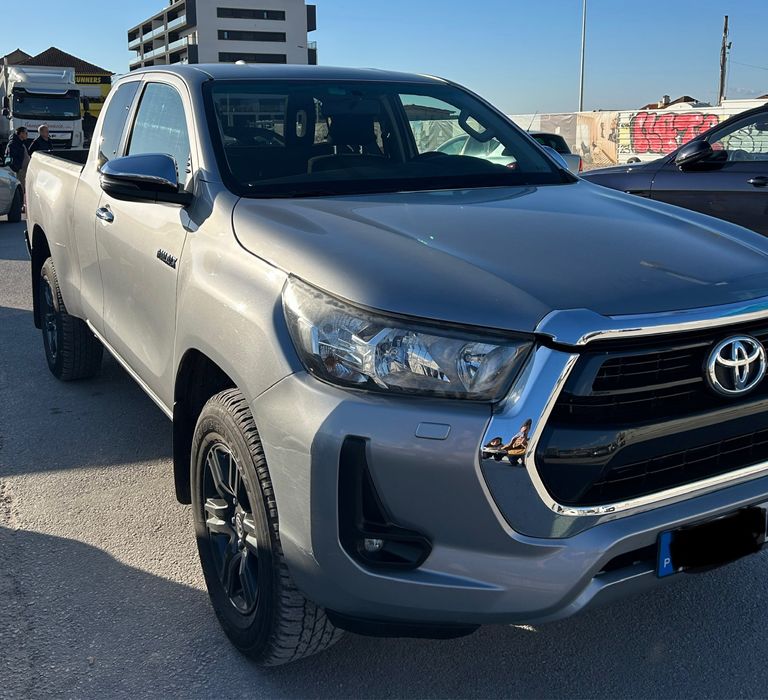 Toyota Hilux 2.4 2021 4WD Adventure Offroad Camping
