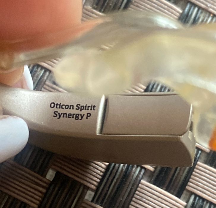 Слуховий апарат Oticon Spirit Synergy P