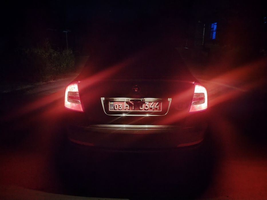 Skoda Octavia A5(Розгляну варіанти обміну на автомат або джип 8000$+)