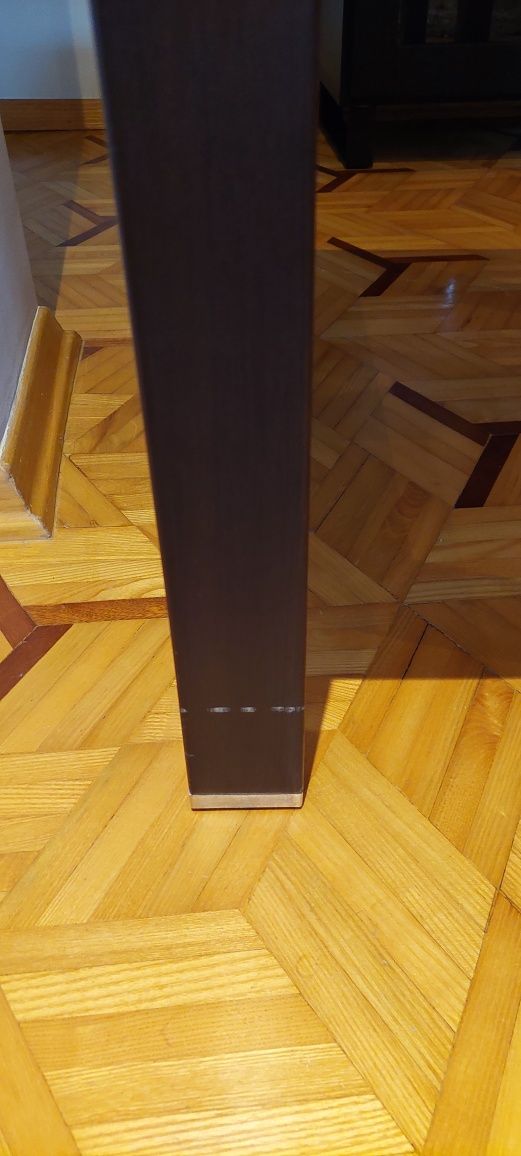 Stolik kawowy ciemnobrązowy 60×60