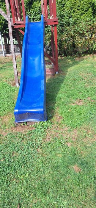 Zjeżdżalnia dla dzieci.