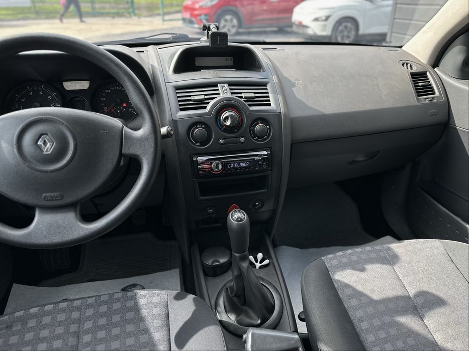 RENAULT MEGANE 2009 року, 1.4 газ/бензин, механіка, передній привід.