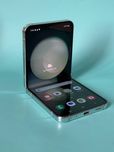 УЦІНКА Samsung Galaxy Flip5 8/256GB  sim+eSIM (697)