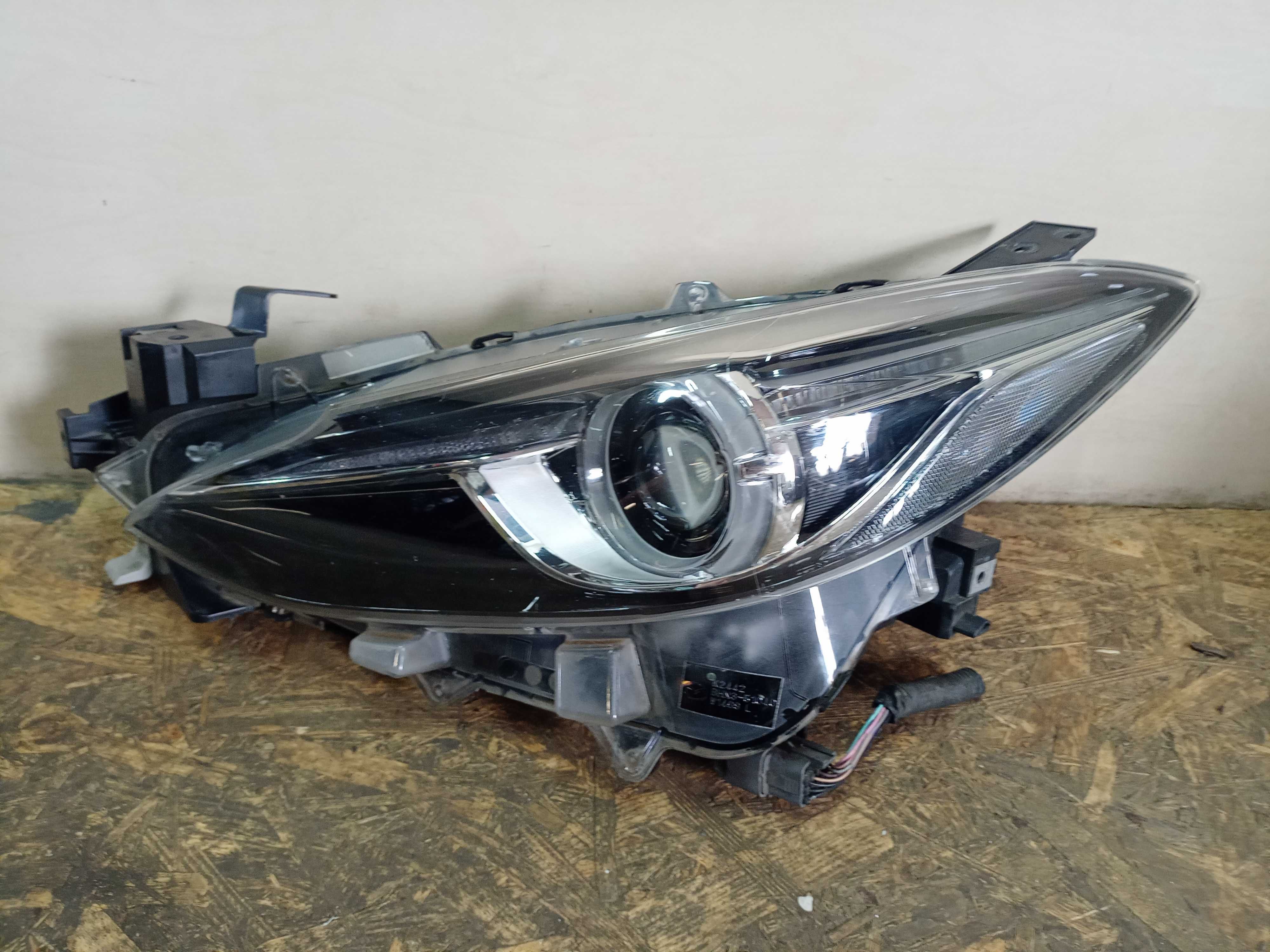 Mazda 3 III BM lampa xenon lewa prawa przód przednie kompletne UK