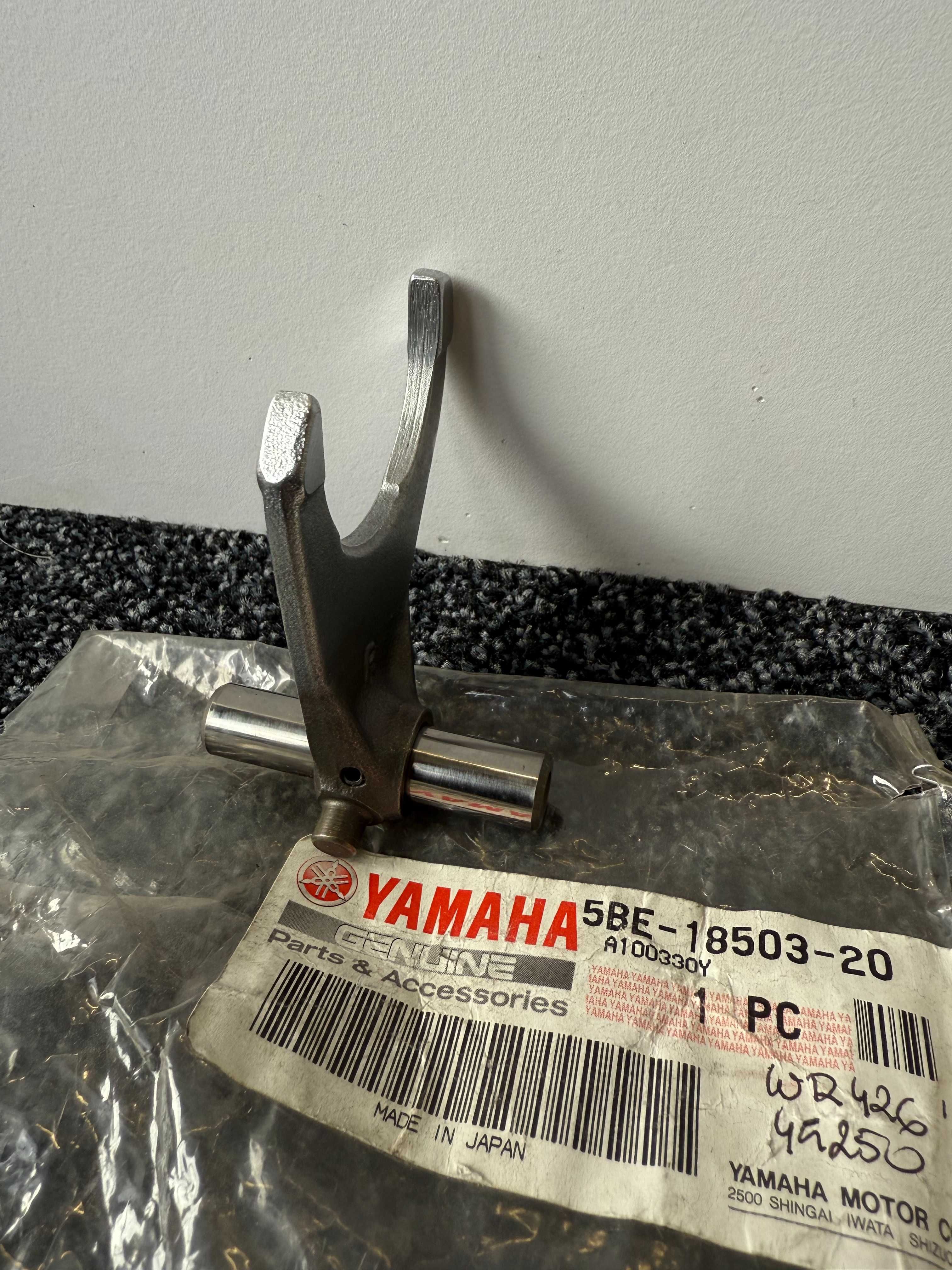 Wodzik, wybierak zmiany biegów YAMAHA WR450