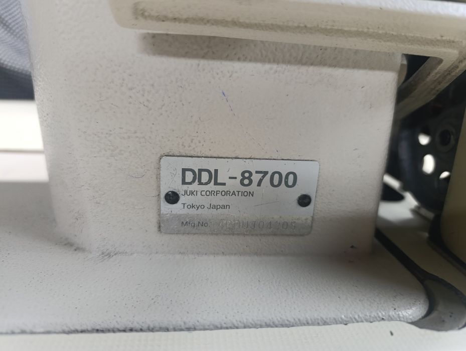 Продам швейную машину JUKI  ddl-8700