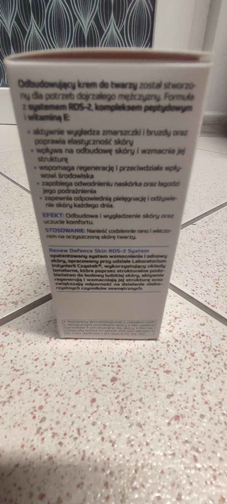 Sprzedam krem męski firmy AA 50 plus nowy nieużywany.