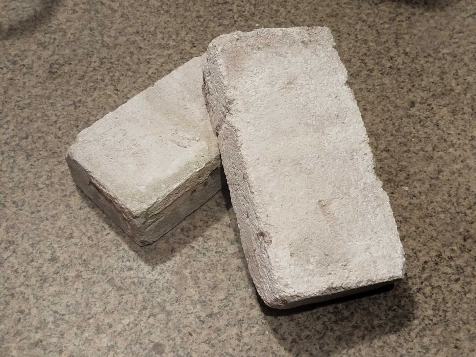 Cegła izolacyjana ogniotrwała mulitowa piec komin