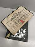 Portfel love moschino