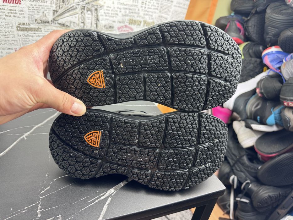 Оригінал Розмір 39 Кросівки Hoka One One Bondi SR Original