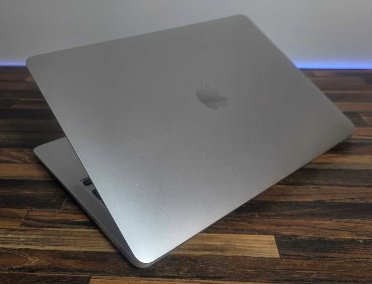 Apple MacBook Air 13" Retina 2020 A2179 i5 / 8 GB / 500 GB SSD Silver
