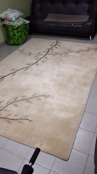 Продам фирменный ковёр