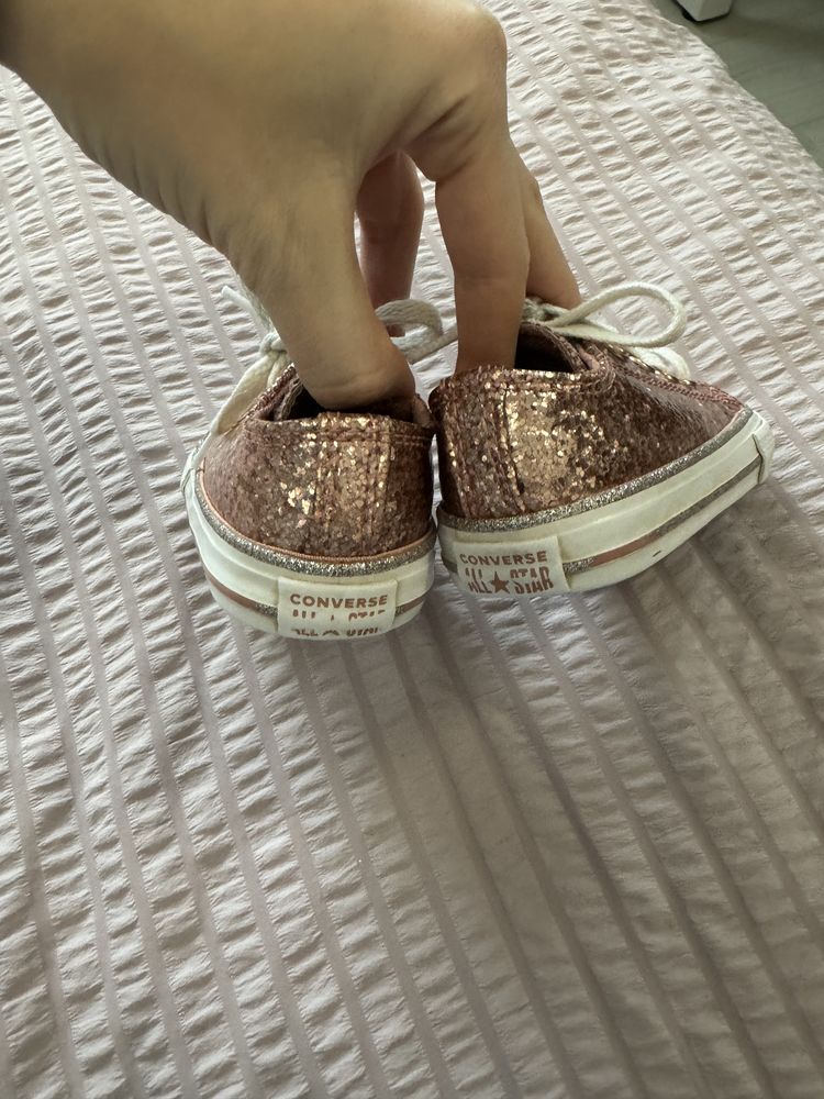 Buty sznurowane 21
