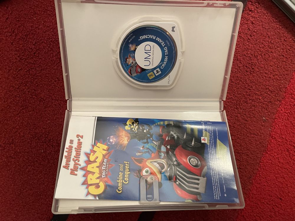 Jogo CRASH Tag Team Racing para a PSP