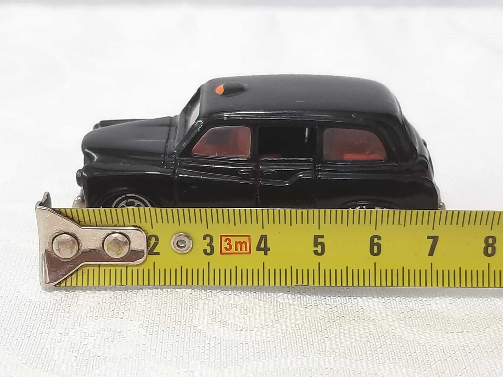 Машинка Realtoy 1/64 London Taxi