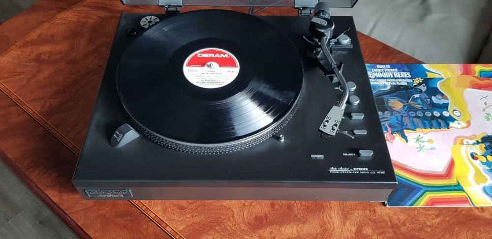 FISHER MT-6221 виниловый проигрыватель
