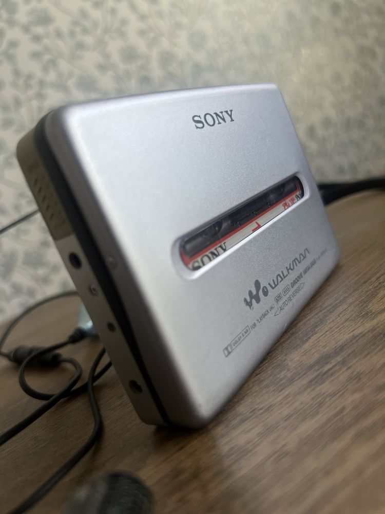 Касетний рекордер  SONY WM GX 688