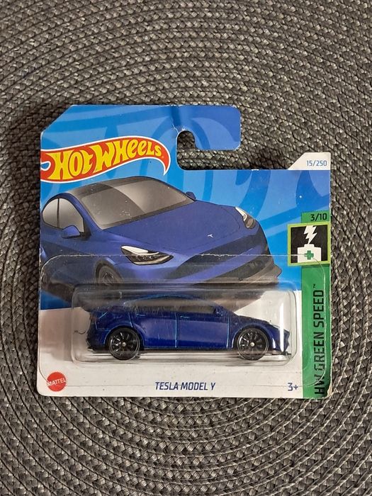 Hot Wheels Tesla Model Y
