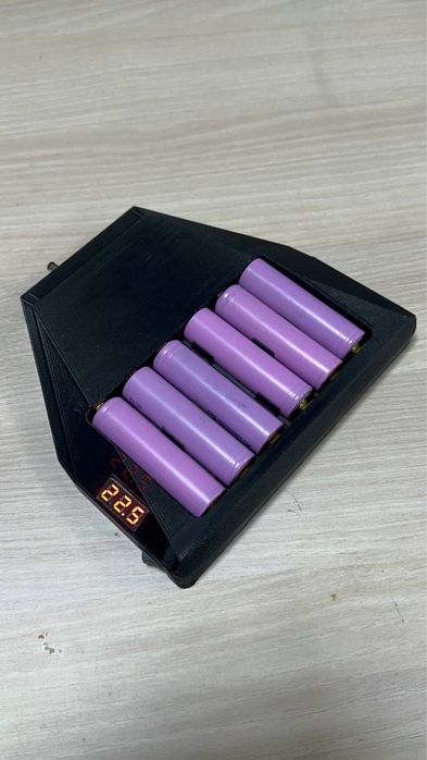 Холдер для аккумуляторов 18650  Для старлинк мини