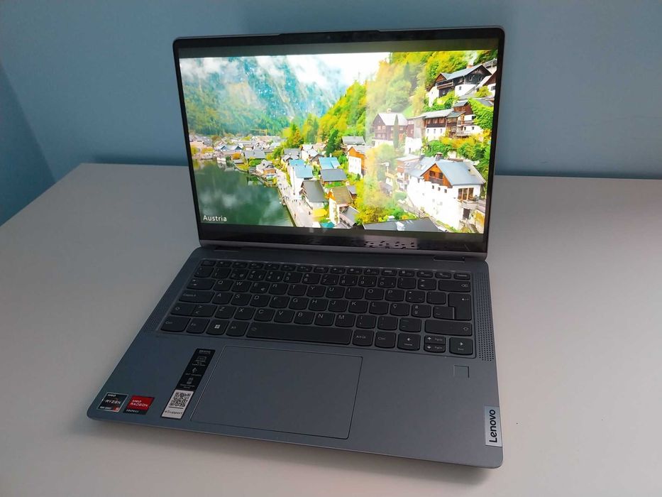 Notebook Lenovo 5 series portatil versátil