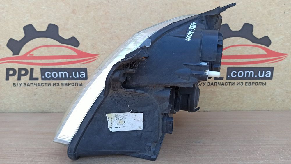Opel Meriva A 2002-2010 Фара правая передняя 93294338