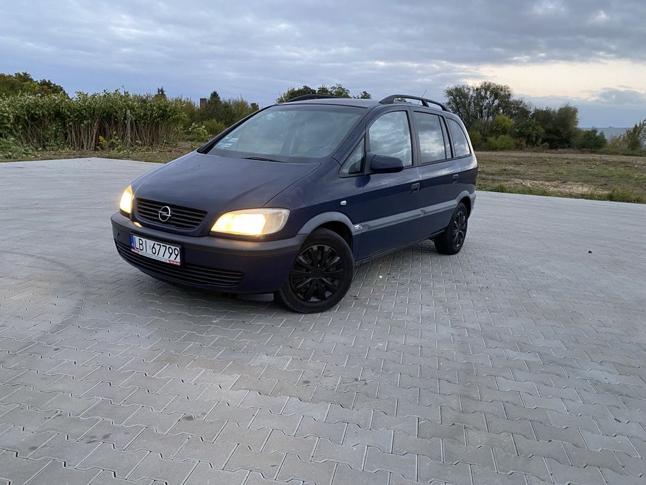 Opel Zafira 1.6 101KM  7-osobowy 2 letni gaz 2 własciciel