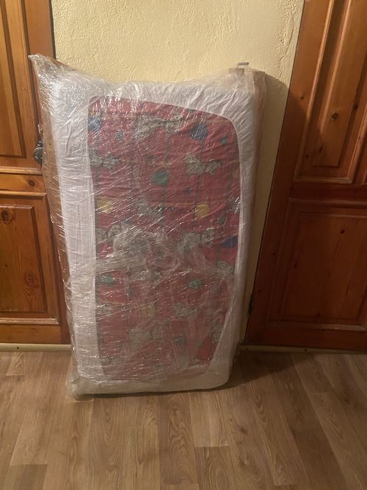 Дитяче ліжко  для малюків