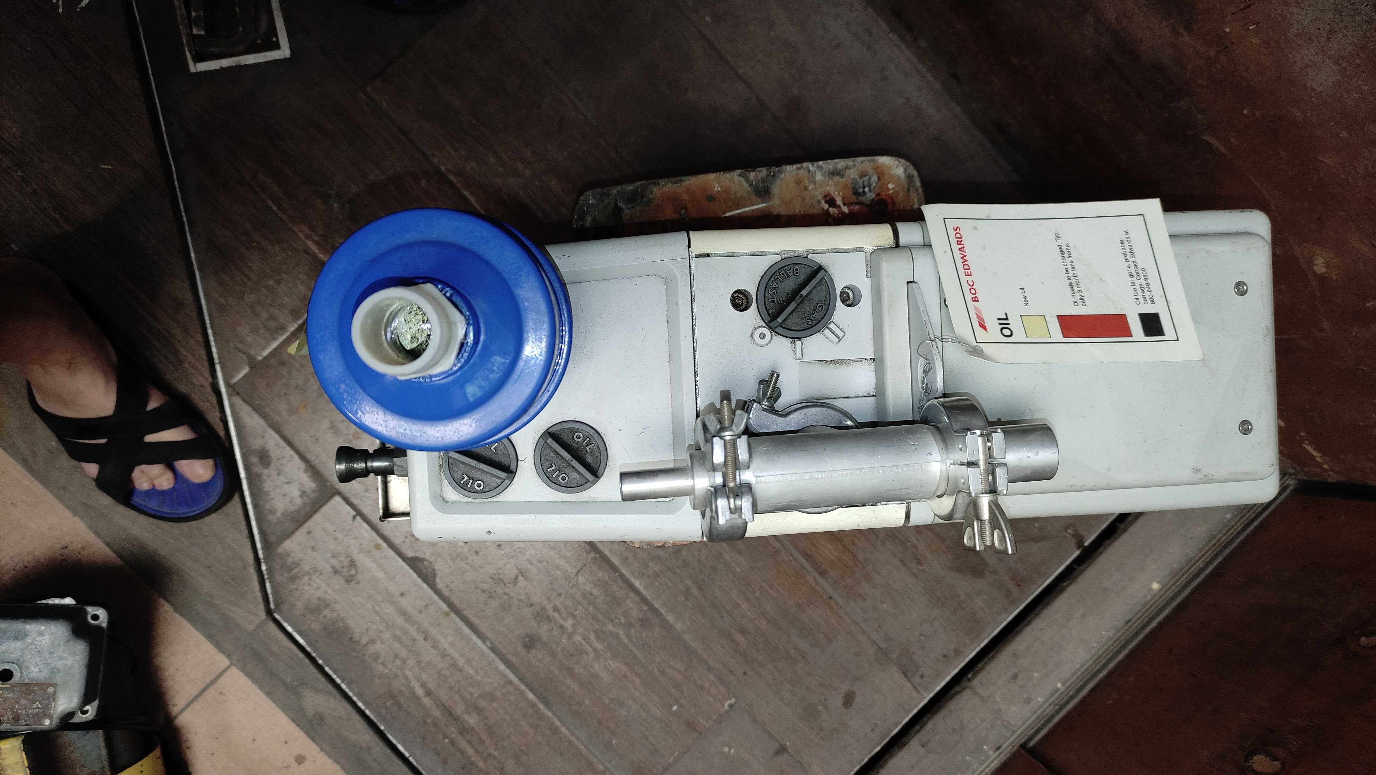 Вакуумный насос Edwards RV8 220V,50Hz VACUUM pump
