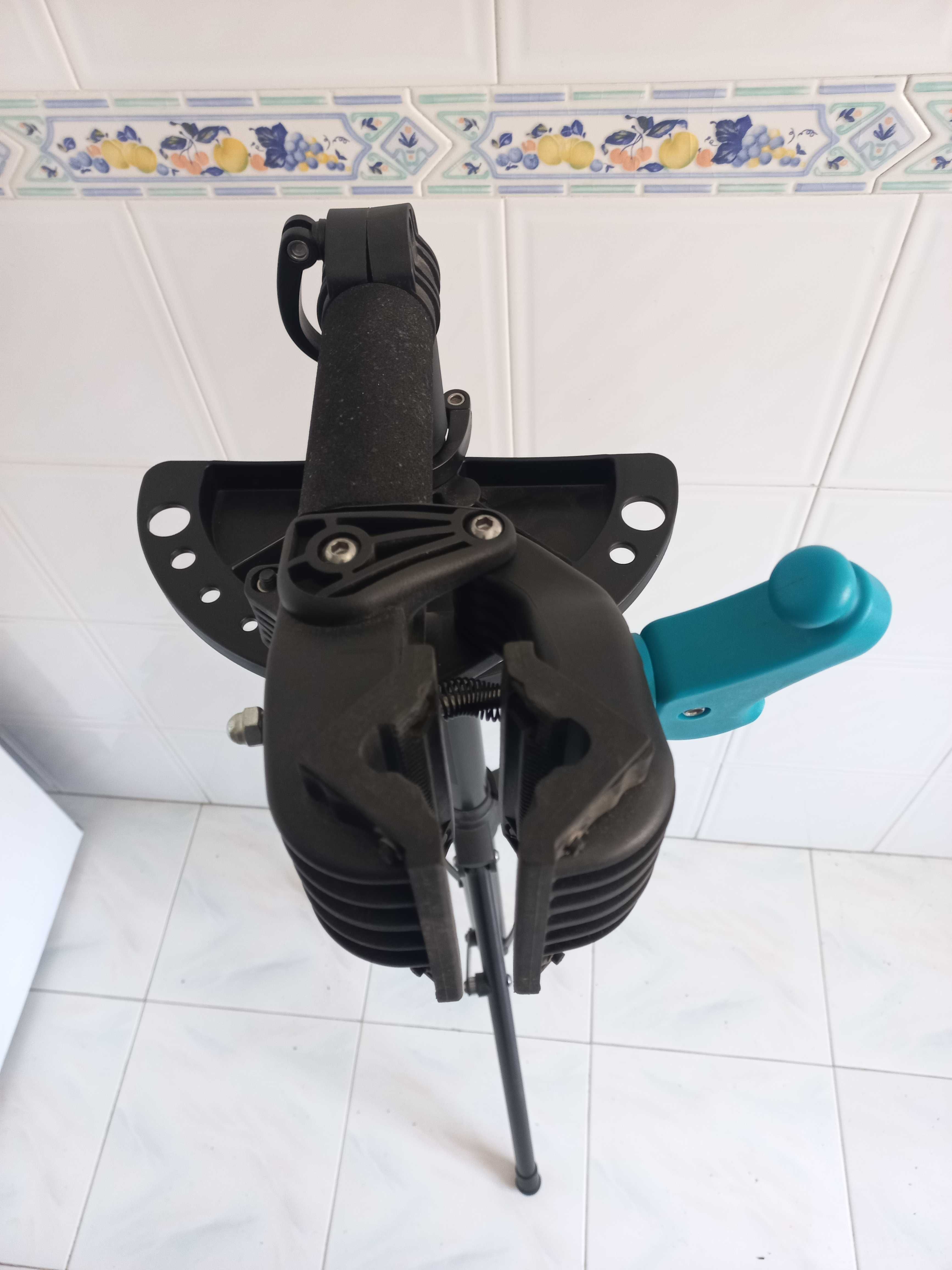 Suporte de bicicleta + ferramentas