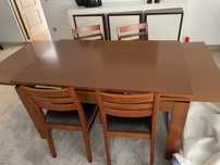 Mesa em cerejeira extencivel