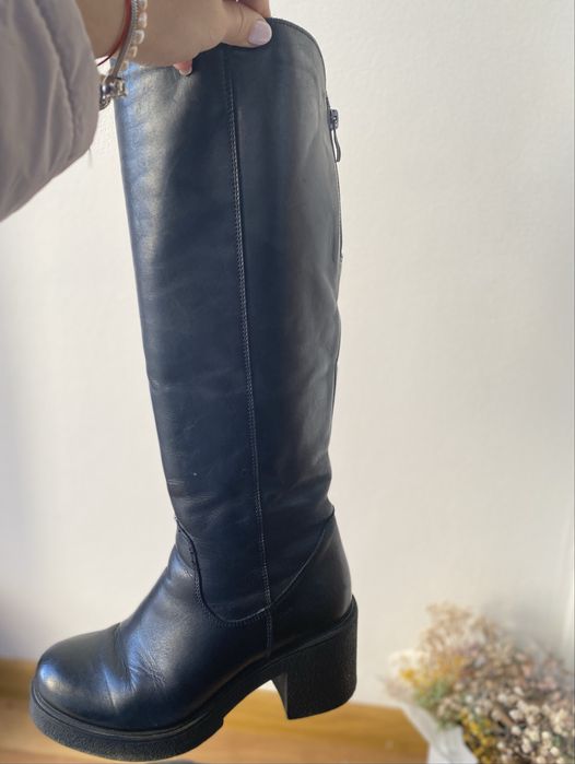 Зимні чоботи(сапоги) із натуральної шкіри.