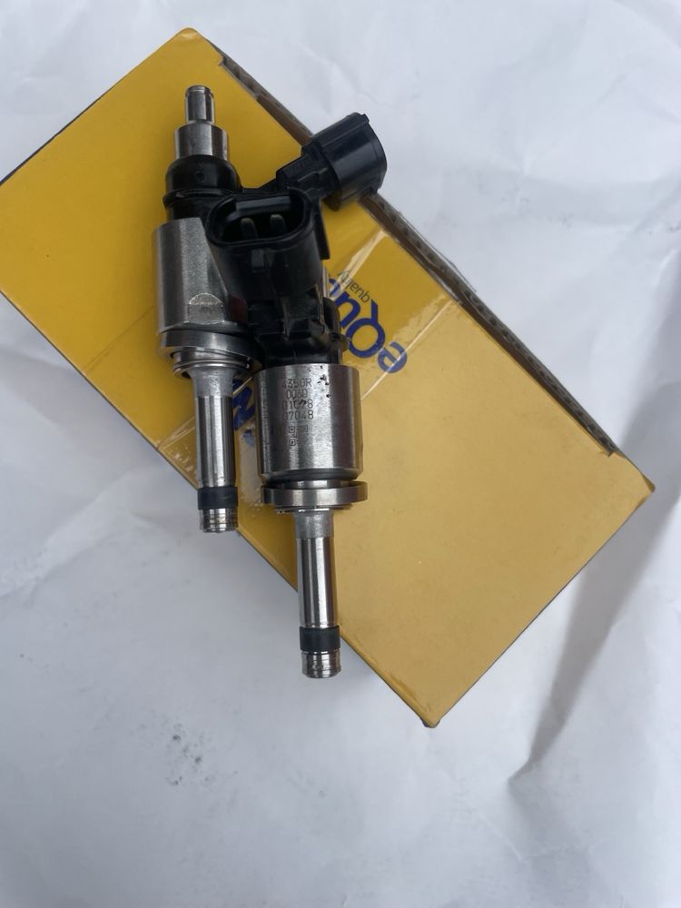 Форсунки бензинові tce  166004350R  H8201141604