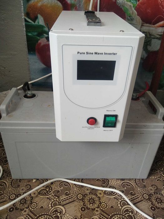 Продам инвектор с батареей