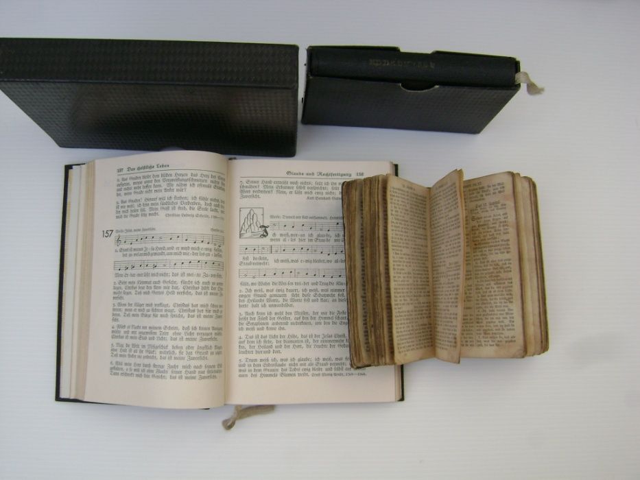 Lote : 3 Livros religiosos , Oração , Devocionais , Hinário