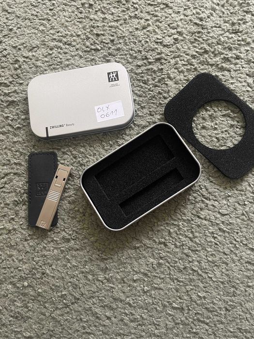 Satynowa obcinaczka do paznokci Zwilling Twin S w etui 0611