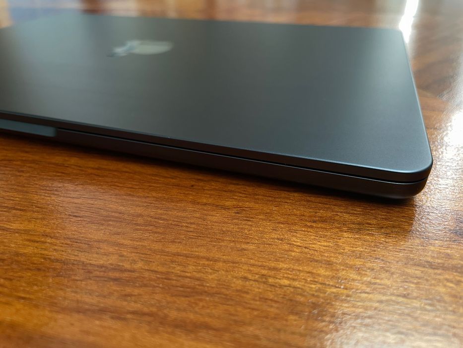 MacBook Air M2 2023 Faulty – Flawless Display64551667351553123